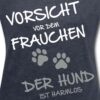 Spreadshirt Vorsicht Vor Dem Frauchen Hund Ist Harmlos Frauen T-Shirt mit gerollten Ärmeln